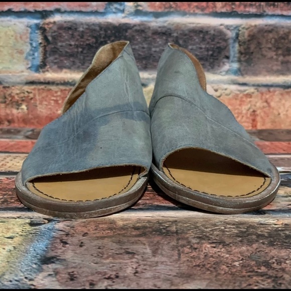 Free People Mont Blanc Flats - Picture 4 of 9